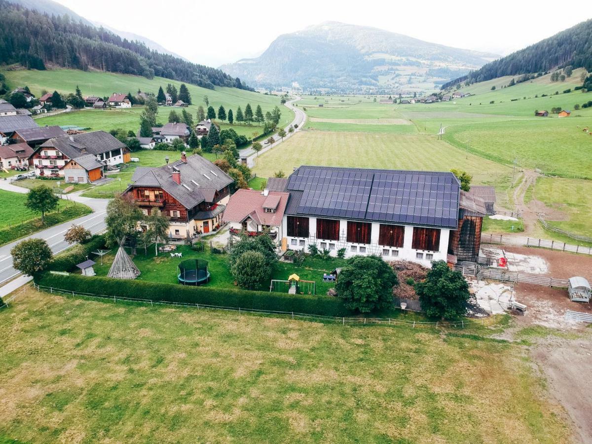 Gut Neusess Villa Mauterndorf  Exterior photo